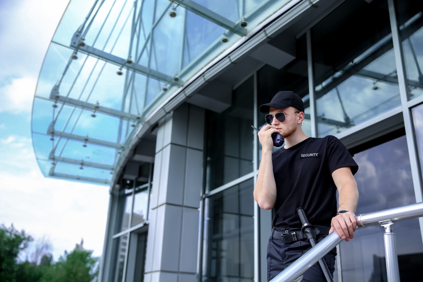 Enhancing Real Estate Development with Effective Security Guards Services
